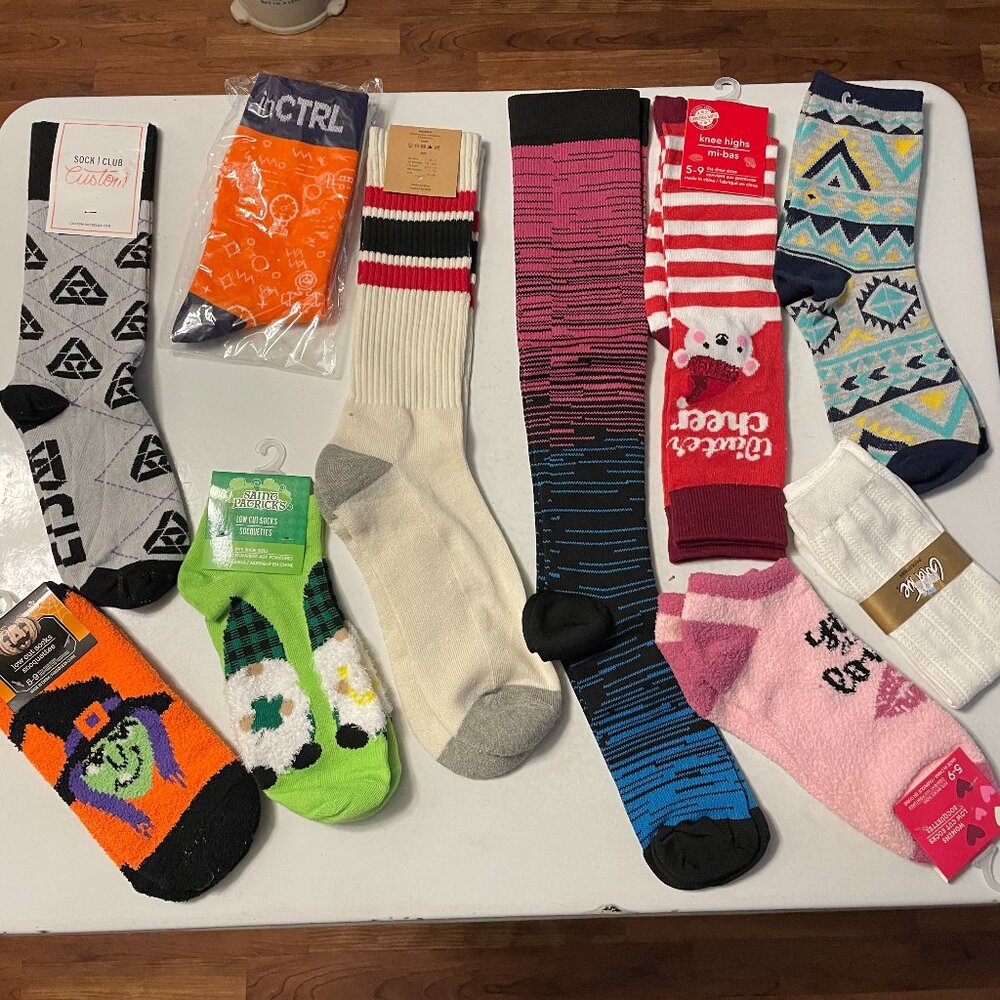 NEW 10 Pair of Women's Socks All Lengths